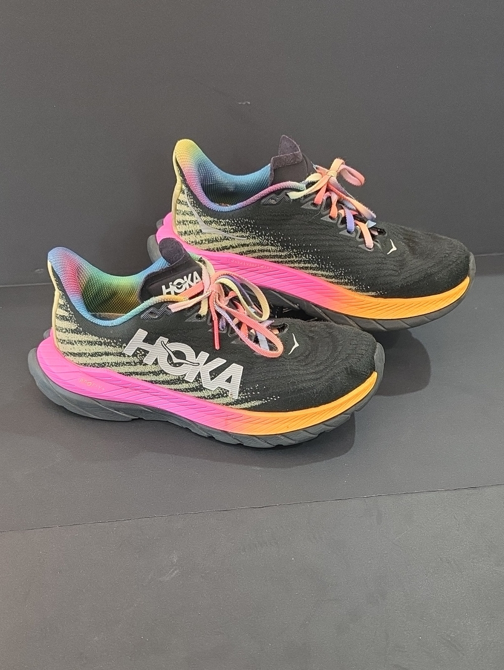 Hoka Mach 5 Women's  Black with Rainbow Accent Sneakers Size 6